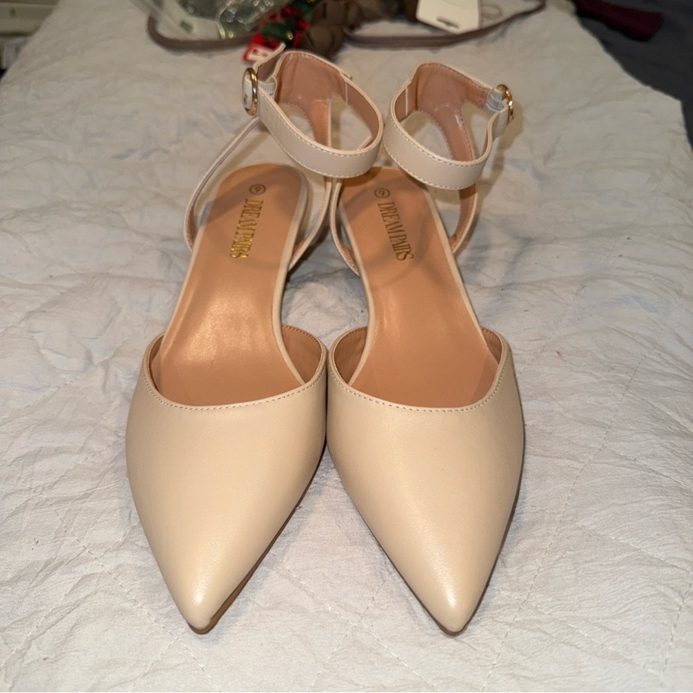 Dream Pairs Cream Pointed Toe Heels. Career Capsule Wardrobe